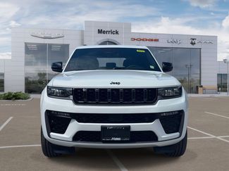 Used 2026 Jeep Grand Cherokee Limited AWD/4WD video 3