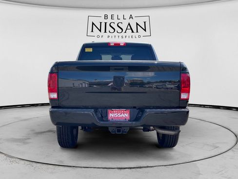 Used 2019 RAM 1500 Express AWD/4WD image 4