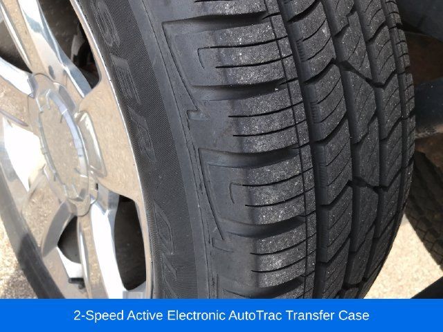 Used 2013 Chevrolet Tahoe LT w/ Luxury Package AWD/4WD image 10