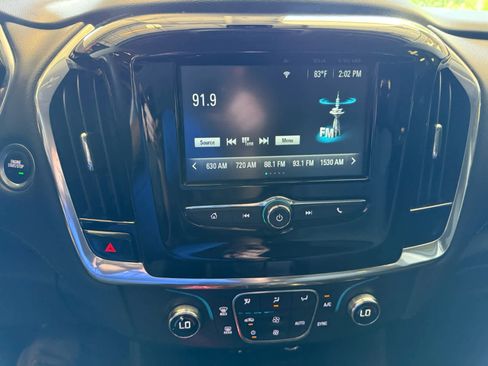 Used 2019 Chevrolet Traverse LS FWD image 17