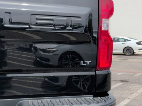 Used 2022 Chevrolet Silverado 1500 LT Trail Boss w/ LT Trail Boss Premium Package image 12