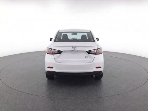 Used 2018 Toyota Yaris iA FWD image 7