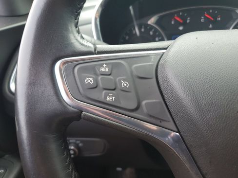 Used 2019 Chevrolet Equinox LT FWD image 21