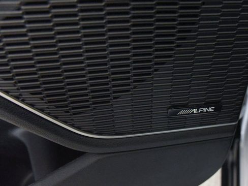 Used 2022 Jeep Grand Cherokee Limited 4xe image 17