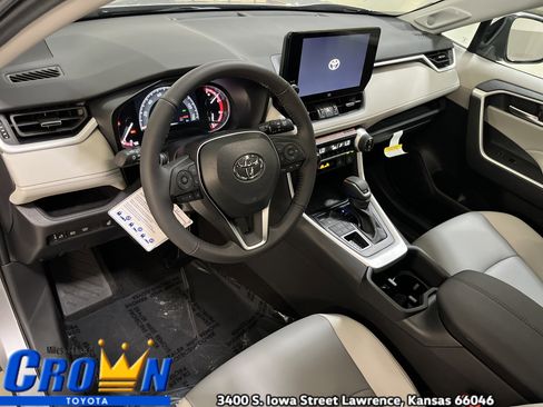 New 2025 Toyota RAV4 XLE Premium image 15