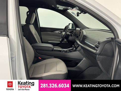 Used 2026 Chevrolet Traverse LT w/ Driver Confidence Package FWD image 20