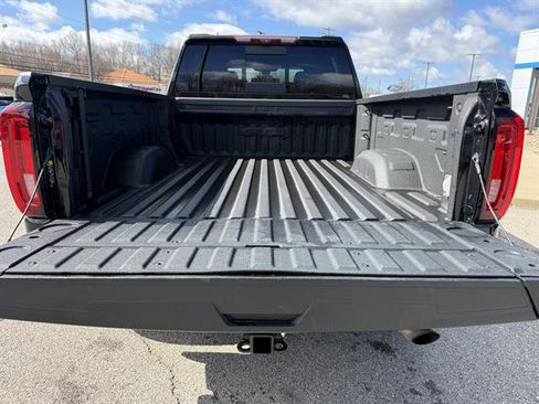 Certified 2022 GMC Sierra 2500 AT4 w/ AT4 Preferred Package image 26