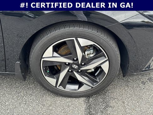 Certified 2023 Hyundai Elantra Limited image 12