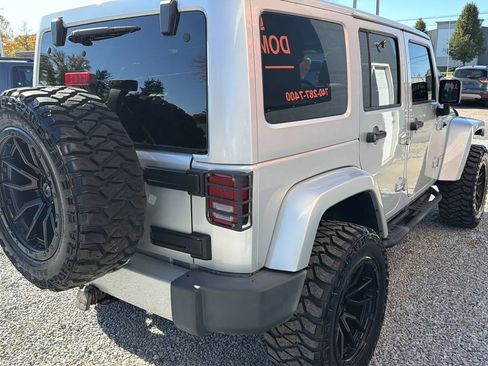 Used 2012 Jeep Wrangler Unlimited Sahara w/ Connectivity Group image 5