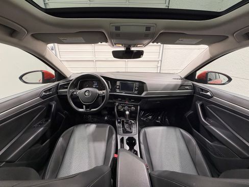 Used 2019 Volkswagen Jetta SE FWD image 31