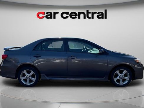 Used 2013 Toyota Corolla S FWD image 6