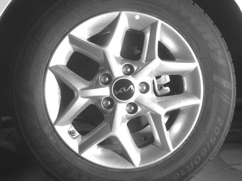 Used 2025 Kia Soul LX w/ LX Technology Package image 14