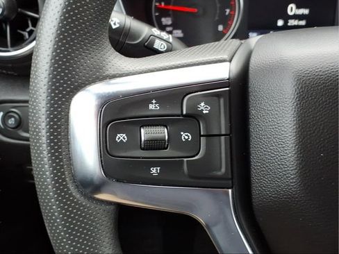 Used 2024 Chevrolet Blazer LT w/ Convenience Package image 33
