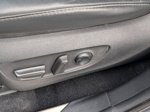 Used 2021 Toyota Highlander Platinum image 22