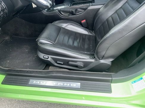 Used 2013 Ford Mustang GT Premium w/ Brembo Brake Pkg image 11