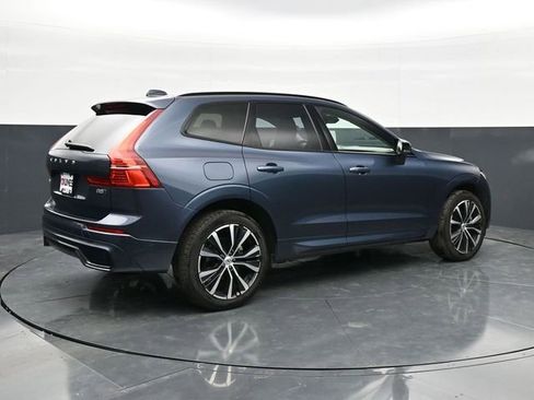 Used 2025 Volvo XC60 B5 Plus AWD/4WD image 2