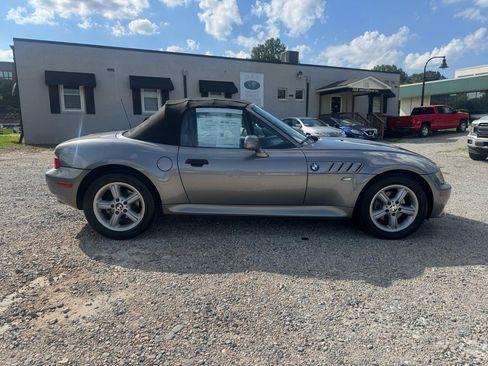 Used 2002 BMW Z3 2.5i RWD image 4