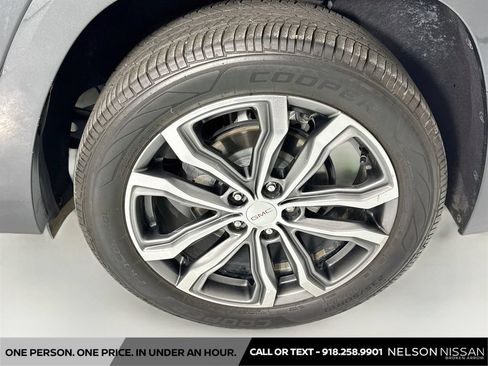 Used 2020 GMC Terrain Denali w/ Denali Premium Package AWD/4WD image 33