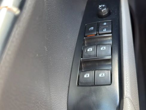 Used 2020 Toyota Camry LE w/ Fleet Convenience Package image 22