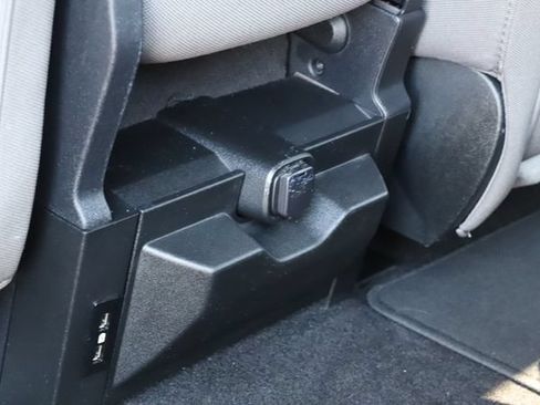 Certified 2018 Ford F150 XLT w/ Equipment Group 302A Luxury AWD/4WD image 20