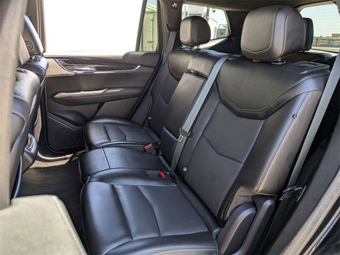 Used 2024 Cadillac XT6 Premium Luxury image 23