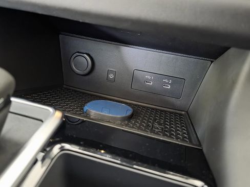 New 2026 Nissan Pathfinder Platinum image 32