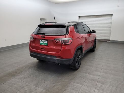 Used 2021 Jeep Compass Latitude FWD image 9