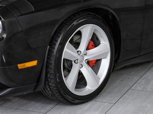 Used 2009 Dodge Challenger SRT8 w/ SRT Option Group II RWD image 48