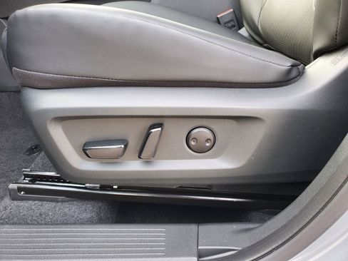 New 2026 Nissan Rogue SV image 17