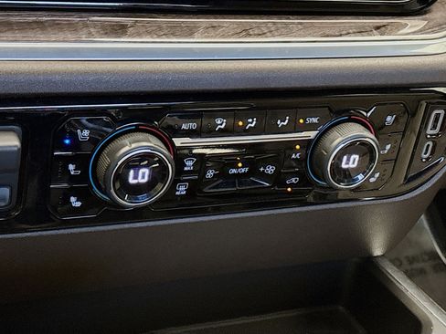 Used 2023 Chevrolet Silverado 1500 LTZ image 11