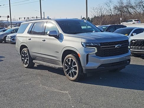 Used 2024 Chevrolet Tahoe RST w/ Luxury Package image 1