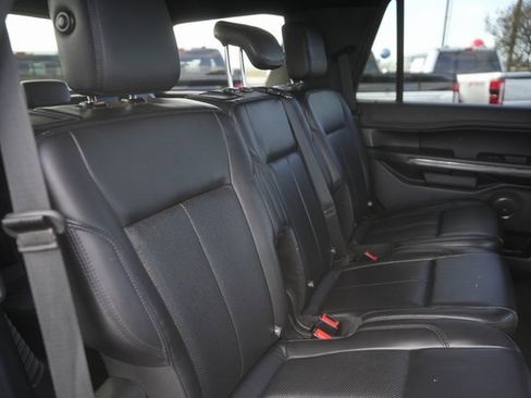 Used 2019 Ford Expedition XLT w/ Equipment Group 202A image 18