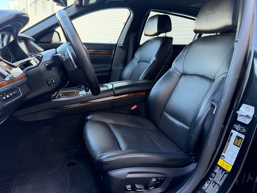 Used 2014 BMW 750Li xDrive AWD/4WD image 13