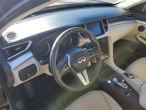 Used 2021 INFINITI QX50 Essential image 14