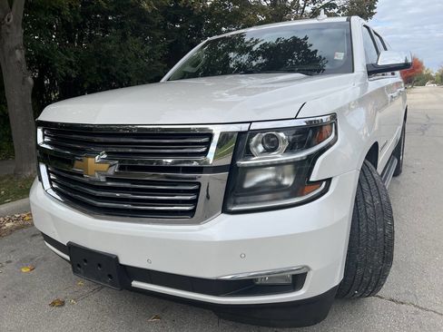 Used 2017 Chevrolet Suburban Premier image 3