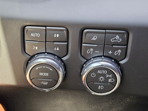 Used 2026 GMC Sierra 1500 Denali Ultimate AWD/4WD image 14