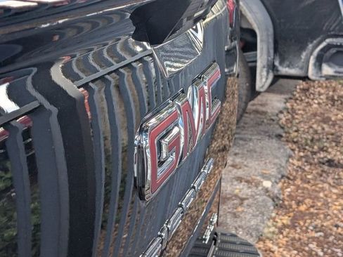 New 2026 GMC Sierra 1500 SLE w/ Preferred Package RWD image 12