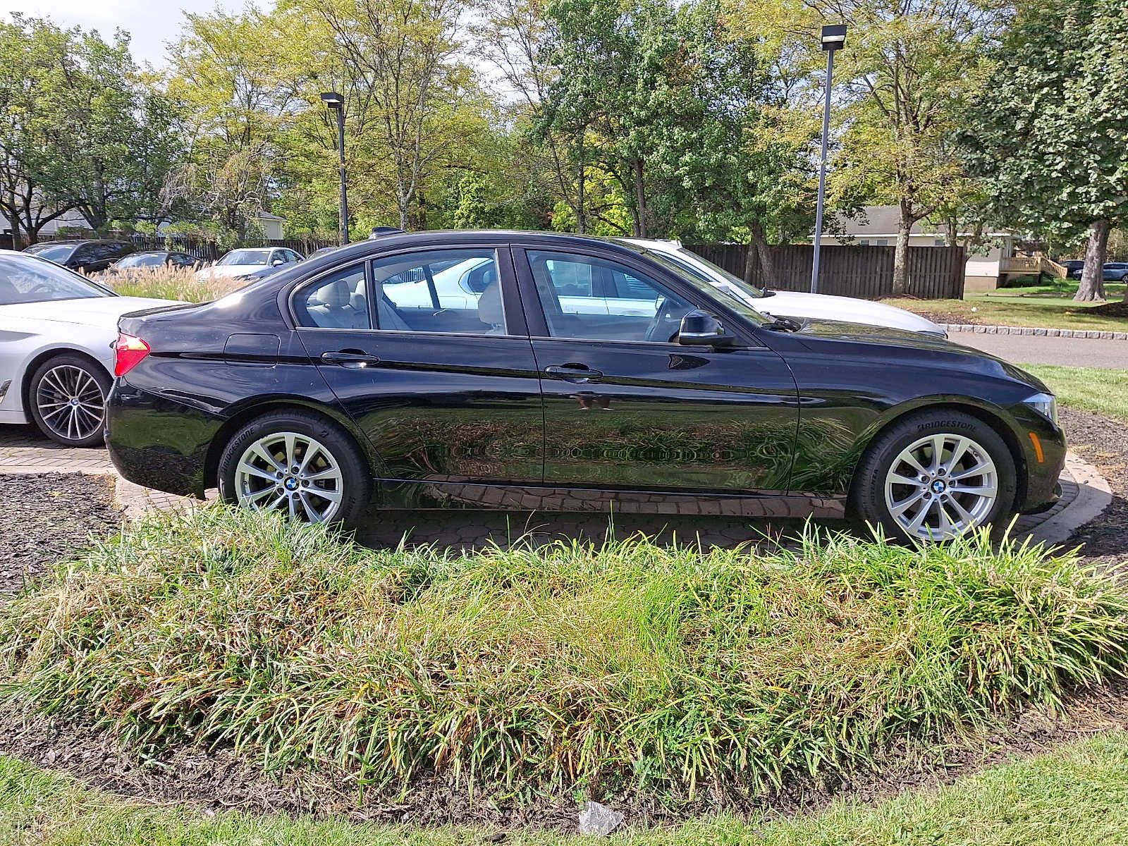 Used 2016 BMW 320i xDrive Sedan AWD/4WD image 7