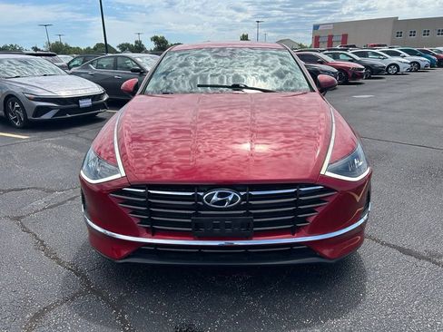 Used 2022 Hyundai Sonata SE w/ Preferred Accessory Package FWD image 4