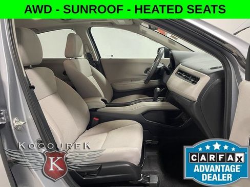 Used 2017 Honda HR-V EX image 23
