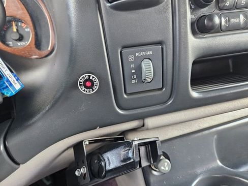 Used 1996 Chevrolet Express 1500 Upfitter image 19