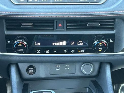 New 2026 Nissan Rogue SV AWD/4WD image 28