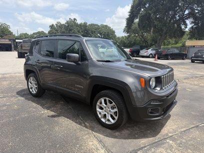 Used 2018 Jeep Renegade Latitude w/ Cold Weather Group