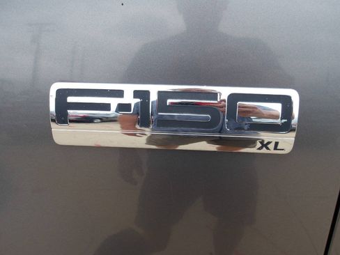 Used 2005 Ford F150 XL RWD image 32