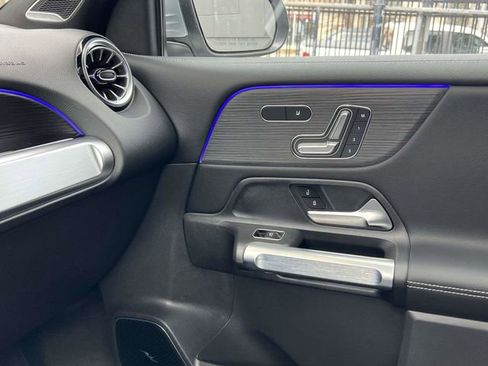 New 2026 Mercedes-Benz GLB 250 4MATIC image 32