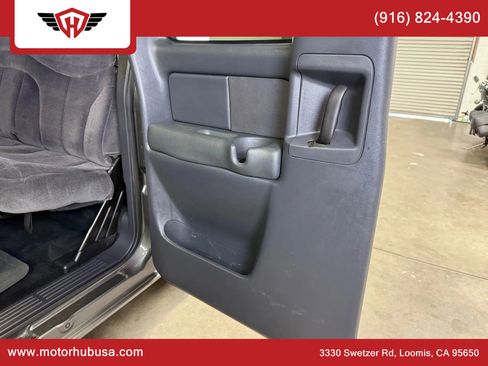 Used 2002 GMC Sierra 1500 2WD Extended Cab image 36