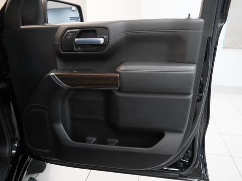 Used 2019 Chevrolet Silverado 1500 LT w/ All-Star Edition image 29