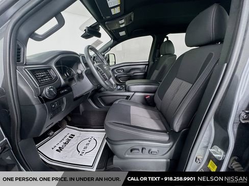 Used 2024 Nissan Titan SV image 20