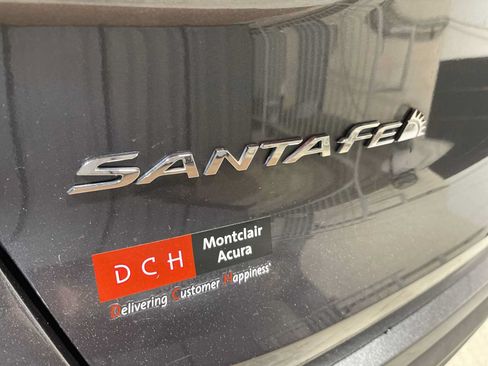Used 2022 Hyundai Santa Fe Limited AWD/4WD image 7