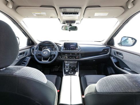 Used 2023 Nissan Rogue SV image 21